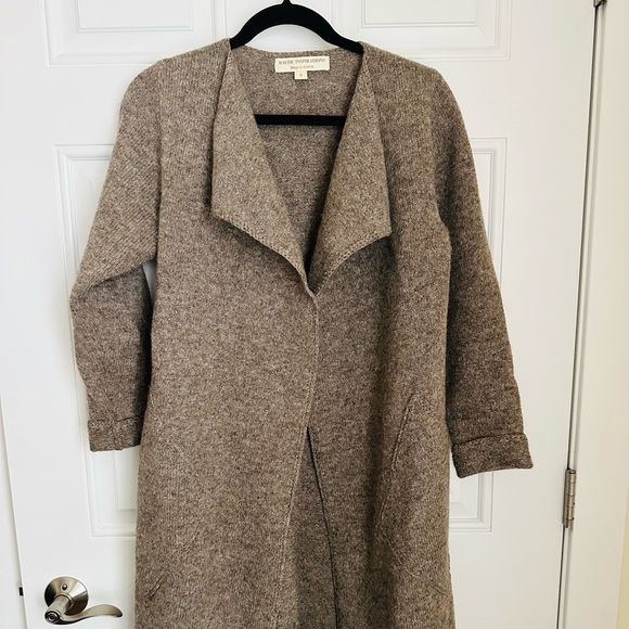 Wool long sweater cardigan. - Picture 1 of 3